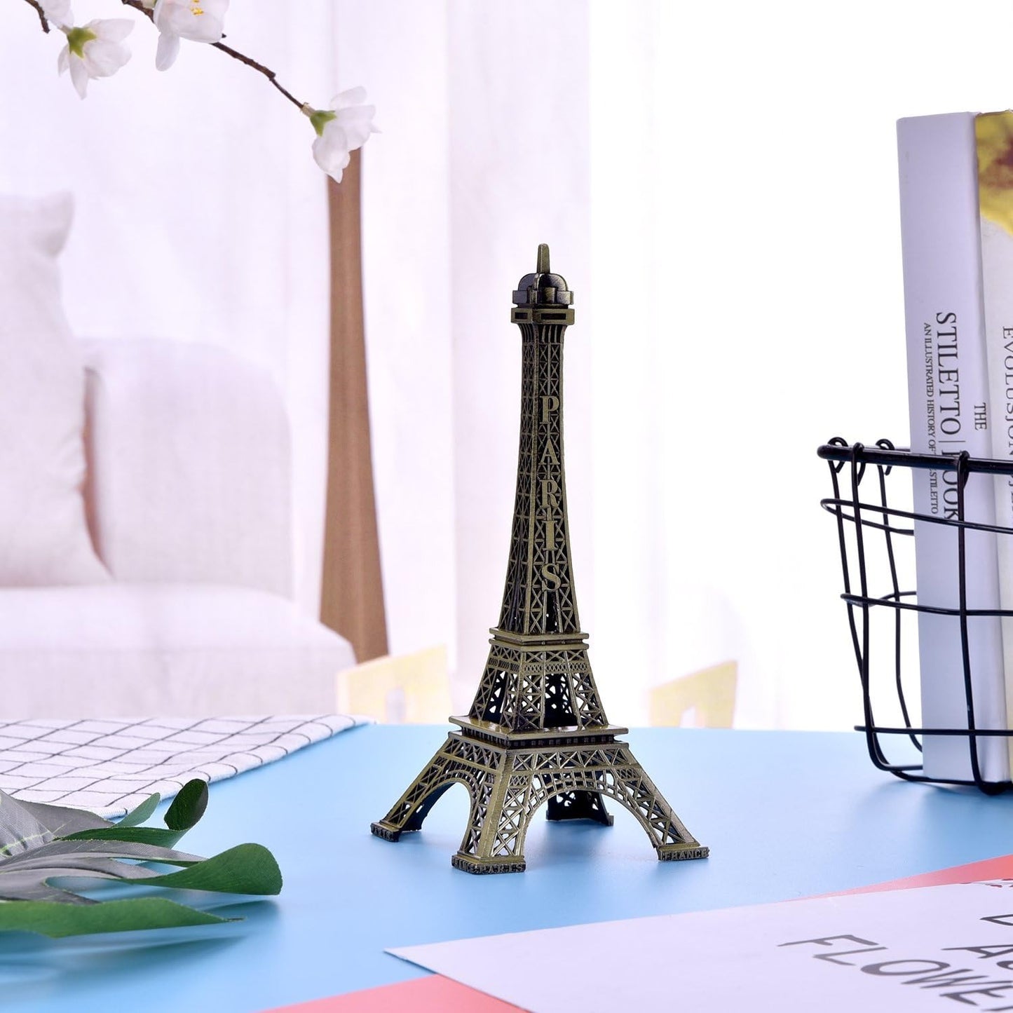7-Inch Eiffel Tower Statue – Bronze Alloy Paris Landmark Model